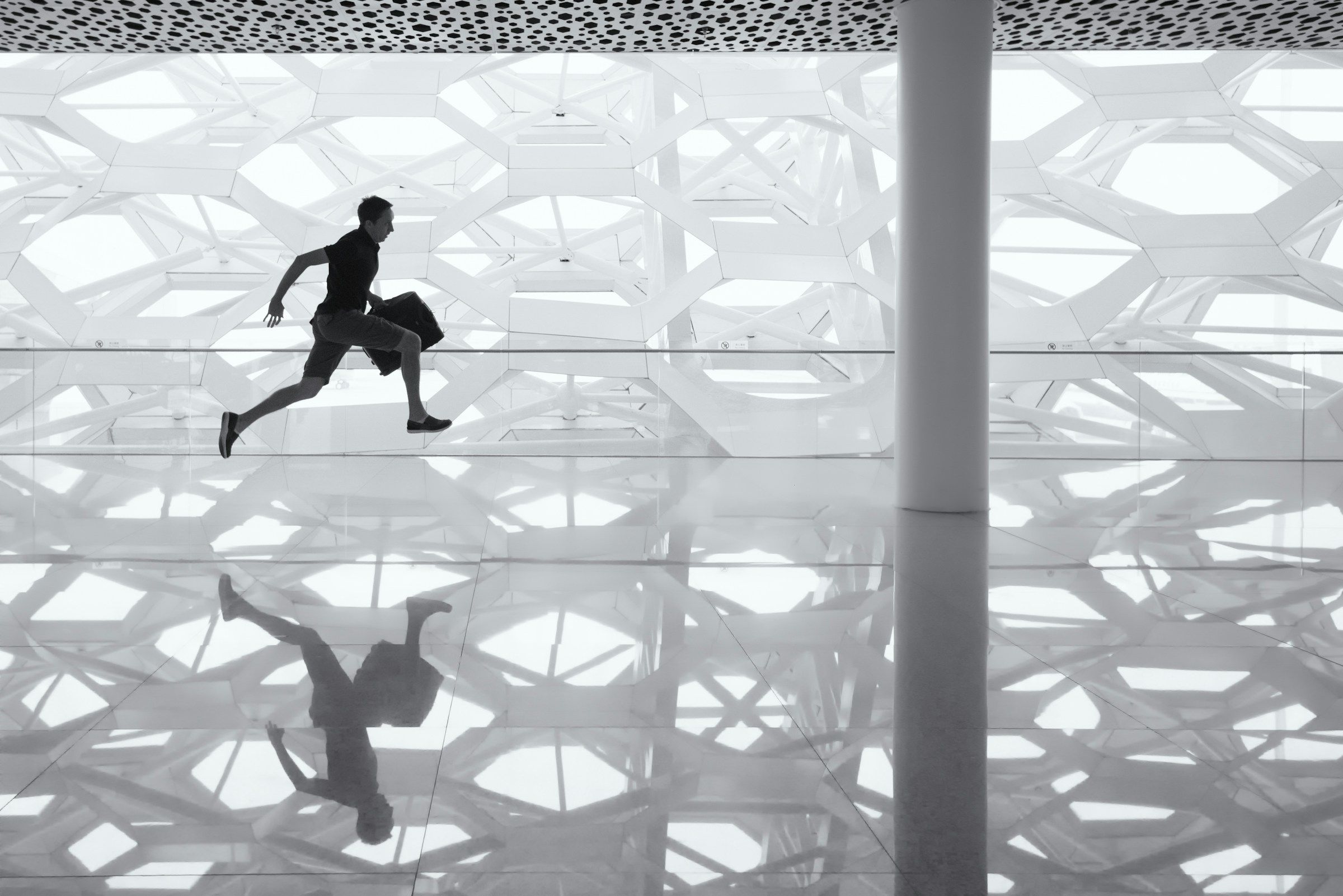 Tardiness & Absence Notifications: Is Your Policy Clear?