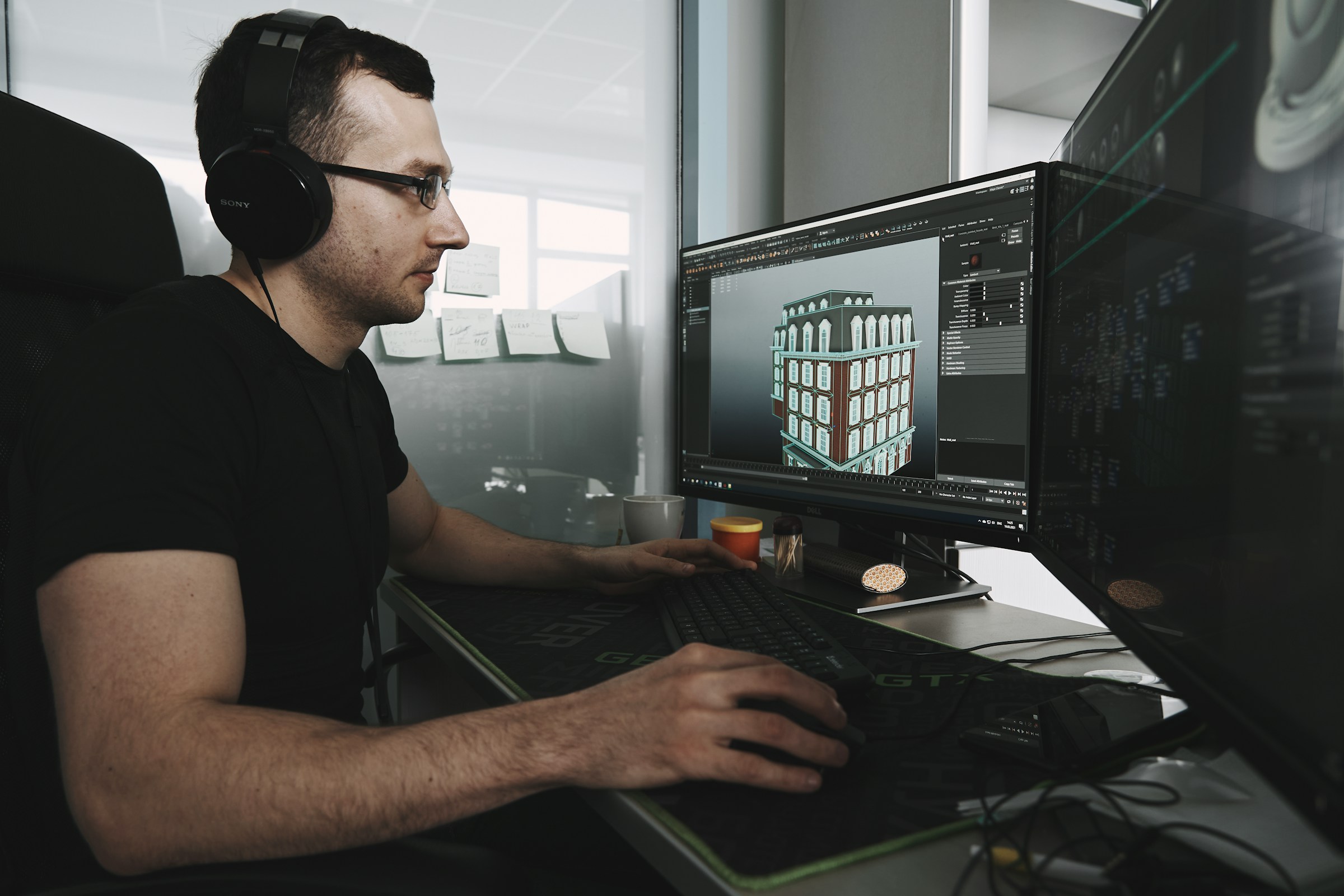 Wearing Headphones at Work: Do You Need a Company Policy?