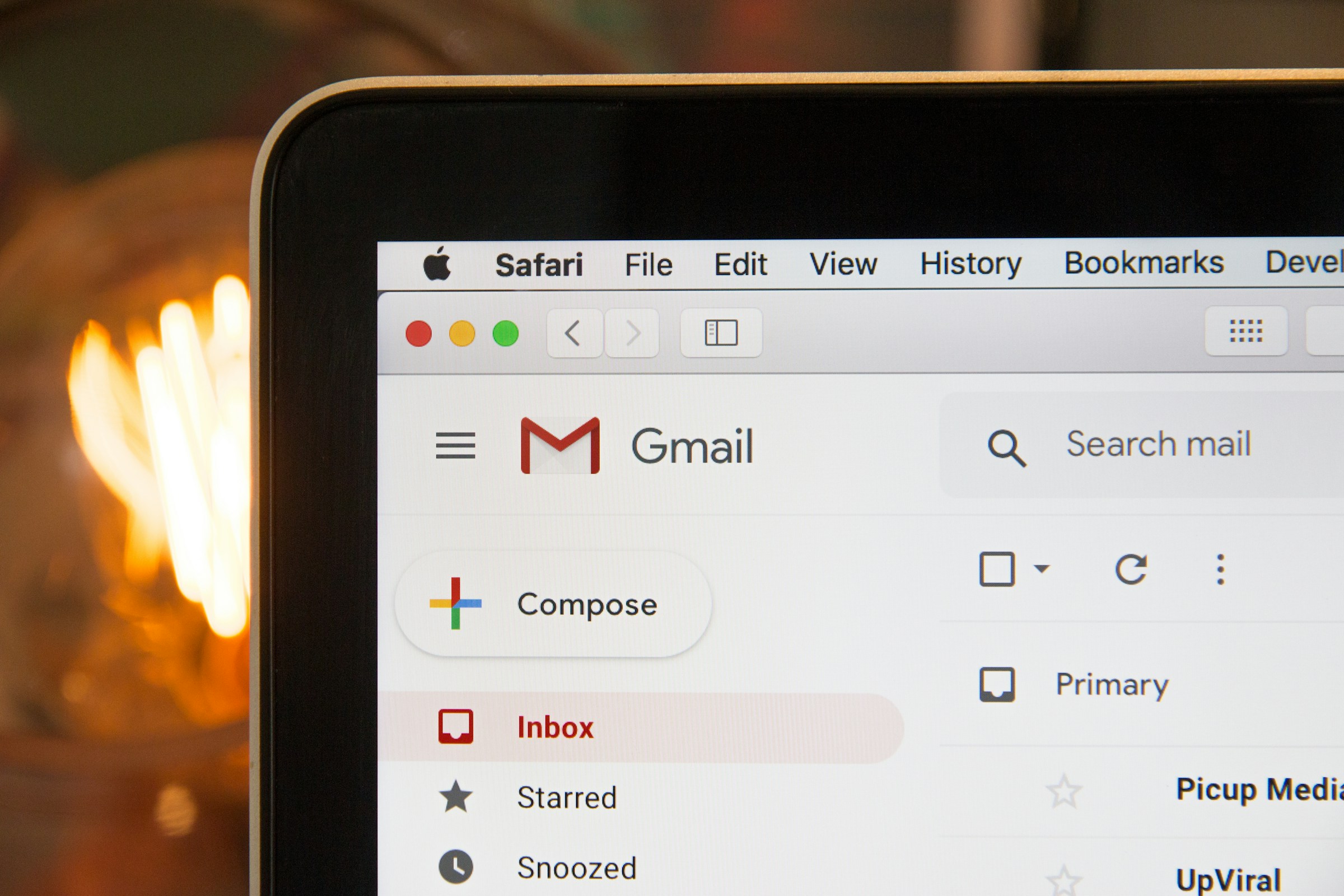 Should HR Set Guidelines for Online Communications?