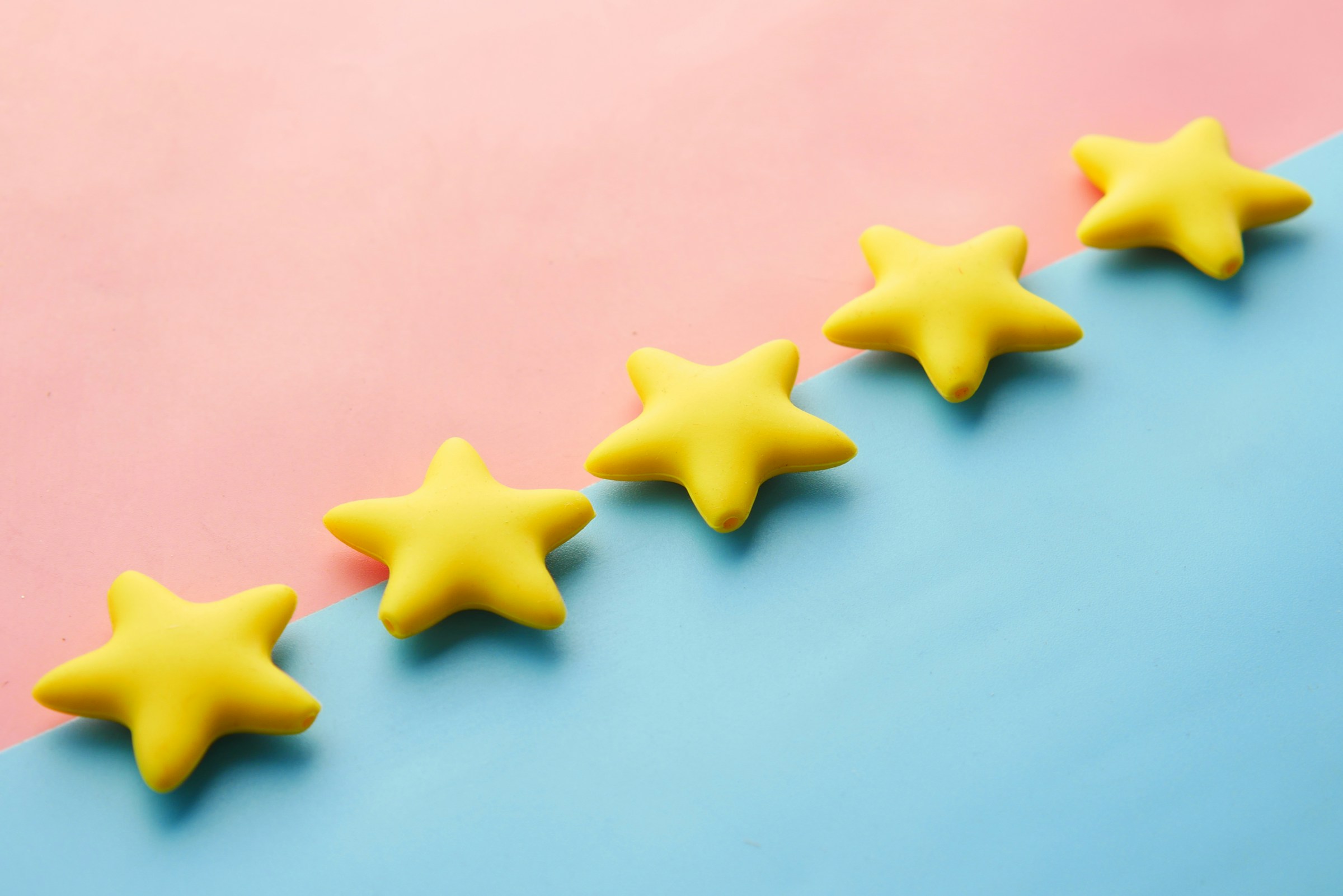 If you rarely read company reviews it may surprise you to know that four out of five people who are looking for a new job read reviews of the companies they’re thinking of applying to.