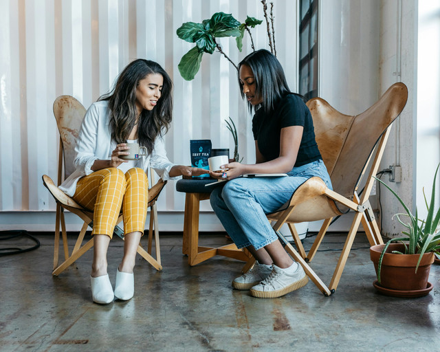 Useful Phrases for Effective Employee Performance Reviews